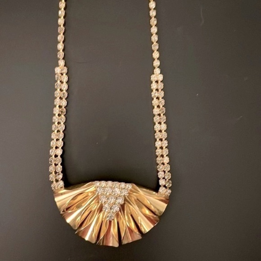 NWOT VINTAGE HOBE RHINESTONE NECKLACE